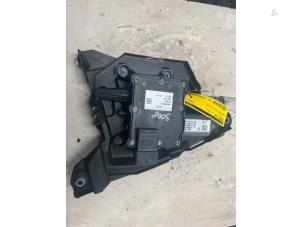 Gebruikte Handrem motor Peugeot 3008 I (0U/HU) 1.6 16V THP 150 Prijs € 76,23 Inclusief btw aangeboden door Autosloperij de Turk