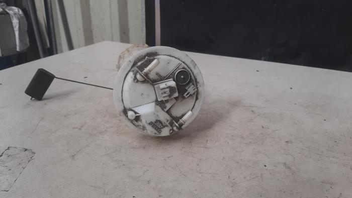 Gebruikte Brandstofpomp Elektrisch Renault Megane II (BM/CM) 1.5 dCi 100 Prijs € 32,67 Inclusief btw aangeboden door Autosloperij de Turk