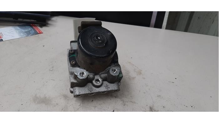 Gebruikte ABS Pomp Chevrolet Kalos (SF48) 1.4 Prijs € 82,28 Inclusief btw aangeboden door Autosloperij de Turk