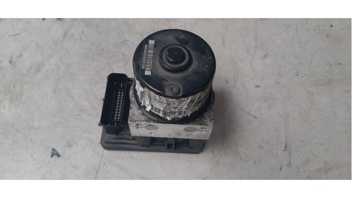 Gebruikte ABS Pomp Opel Astra J (PC6/PD6/PE6/PF6) 1.3 CDTI 16V EcoFlex Prijs € 108,90 Inclusief btw aangeboden door Autosloperij de Turk