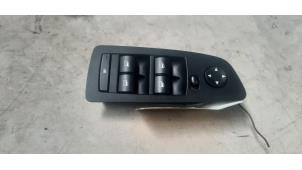 Gebruikte Raam schakelaar elektrisch BMW 1 serie (E87/87N) 116i 1.6 16V Prijs € 16,94 Inclusief btw aangeboden door Autosloperij de Turk