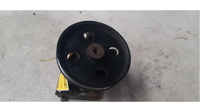 Gebruikte Pomp Servo Chrysler 300 C 3.0 CRD V6 24V Prijs € 54,45 Inclusief btw aangeboden door Autosloperij de Turk