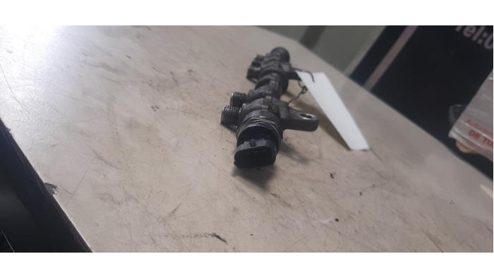 Brandstofdruk sensor van een Opel Astra J (PC6/PD6/PE6/PF6) 1.3 CDTI 16V EcoFlex 2014