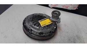 Gebruikte Vliegwiel Opel Meriva Mk.II 1.3 CDTI 16V Prijs € 217,80 Inclusief btw aangeboden door Autosloperij de Turk