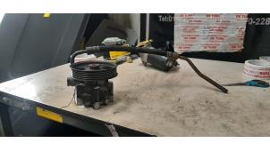 Gebruikte Servopomp Opel Insignia 2.0 CDTI 16V 160 Ecotec Prijs € 54,45 Inclusief btw aangeboden door Autosloperij de Turk