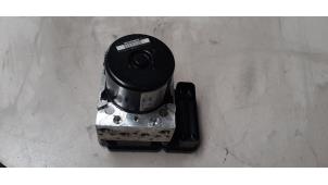 Gebruikte ABS Pomp Mercedes C (W204) 2.2 C-220 CDI 16V BlueEFFICIENCY Prijs € 163,35 Inclusief btw aangeboden door Autosloperij de Turk