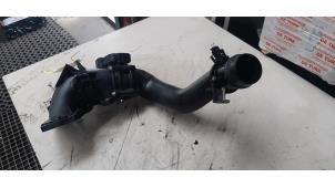 Gebruikte Gasklephuis Mercedes C (W204) 2.2 C-220 CDI 16V BlueEFFICIENCY Prijs € 54,45 Inclusief btw aangeboden door Autosloperij de Turk