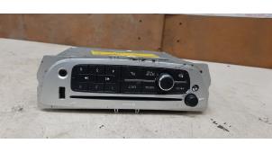 Gebruikte Radio CD Speler Renault Megane III Grandtour (KZ) 1.5 dCi 110 Prijs € 60,00 Margeregeling aangeboden door Autosloperij de Turk
