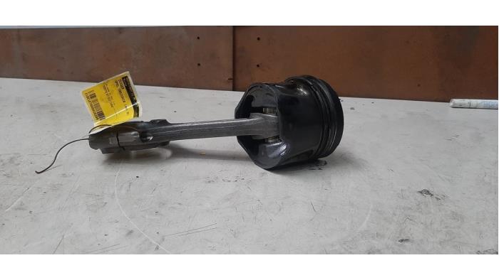 Gebruikte Zuiger Opel Insignia 2.0 CDTI 16V 160 Ecotec Prijs € 32,67 Inclusief btw aangeboden door Autosloperij de Turk