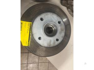 Gebruikte Remschijf achter Peugeot 207 CC (WB) 1.6 16V Prijs € 43,56 Inclusief btw aangeboden door Autosloperij de Turk