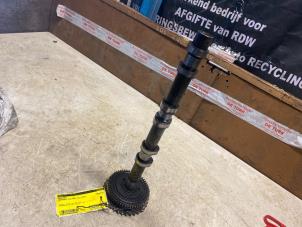 Gebruikte Nokkenas Mercedes E (C207) E-350 CDI BlueEfficiency 3.0 V6 24V Prijs € 76,23 Inclusief btw aangeboden door Autosloperij de Turk