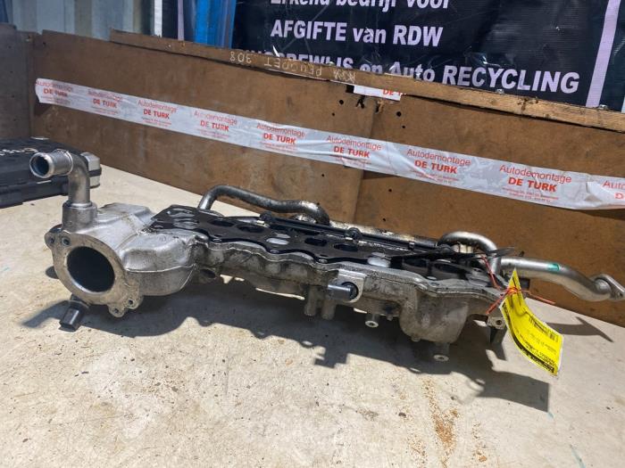 Gebruikte Inlaatspruitstuk Mercedes E (C207) E-350 CDI BlueEfficiency 3.0 V6 24V Prijs € 87,12 Inclusief btw aangeboden door Autosloperij de Turk