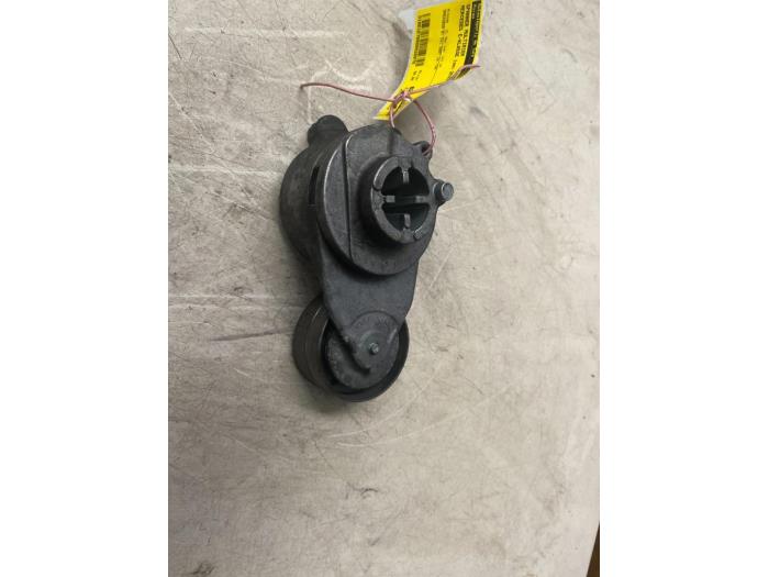 Gebruikte Spanner multiriem Mercedes E (C207) E-350 CDI BlueEfficiency 3.0 V6 24V Prijs € 54,45 Inclusief btw aangeboden door Autosloperij de Turk