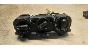 Gebruikte Chaufage Bedieningspaneel Audi A3 Cabriolet (8P7) 1.8 TFSI 16V Prijs € 43,56 Inclusief btw aangeboden door Autosloperij de Turk