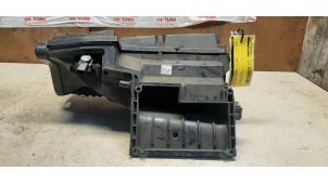 Gebruikte Luchtfilterhuis Mercedes C (W203) 1.8 C-180K 16V Prijs € 38,72 Inclusief btw aangeboden door Autosloperij de Turk