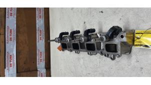 Gebruikte Inlaatspruitstuk Volkswagen Golf VI (5K1) 1.4 TSI 122 16V Prijs € 76,23 Inclusief btw aangeboden door Autosloperij de Turk