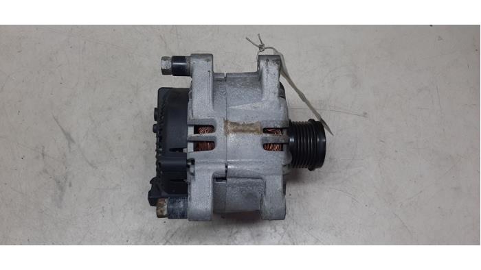 Alternator van een Ford Focus 3 1.6 TDCi 115 2013