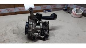 Gebruikte Oliepomp Volkswagen Golf VII (AUA) 2.0 GTD 16V Prijs € 816,75 Inclusief btw aangeboden door Autosloperij de Turk