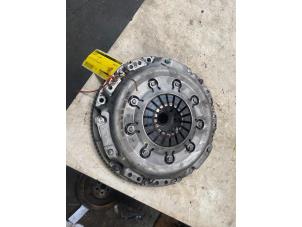 Gebruikte Vliegwiel Mazda 5 (CR19) 1.8i 16V Prijs € 65,34 Inclusief btw aangeboden door Autosloperij de Turk