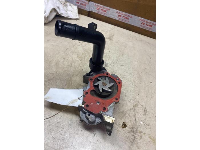 Gebruikte Waterpomp Renault Twingo II (CN) 1.2 16V Prijs € 43,56 Inclusief btw aangeboden door Autosloperij de Turk