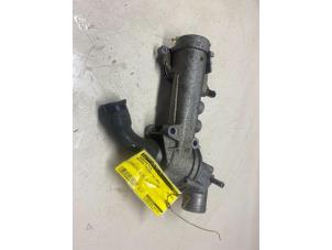 Gebruikte Thermostaathuis Mercedes C (W203) 1.8 C-180K 16V Prijs € 21,78 Inclusief btw aangeboden door Autosloperij de Turk