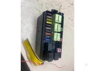 Gebruikte Zekeringkast Mini Mini (R56) 1.6 16V Cooper Prijs € 43,56 Inclusief btw aangeboden door Autosloperij de Turk