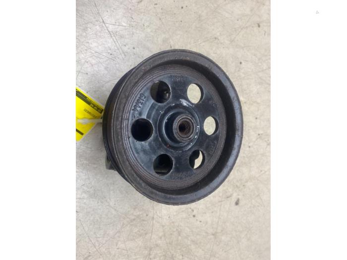 Gebruikte Pomp Servo Chrysler 300 C 3.0 CRD V6 24V Prijs € 54,45 Inclusief btw aangeboden door Autosloperij de Turk