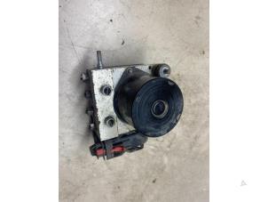 Gebruikte ABS Pomp Volkswagen Polo V (6R) 1.2 12V BlueMotion Technology Prijs € 108,90 Inclusief btw aangeboden door Autosloperij de Turk