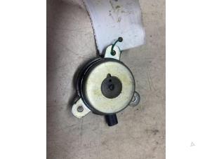 Gebruikte Nokkenas Sensor Ford Fiesta 6 (JA8) 1.0 EcoBoost 12V 100 Prijs € 21,78 Inclusief btw aangeboden door Autosloperij de Turk