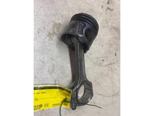 Gebruikte Zuiger Opel Combo Tour 1.3 CDTI 16V ecoFlex Prijs € 21,78 Inclusief btw aangeboden door Autosloperij de Turk