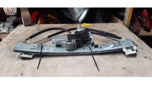 Gebruikte Ruitmechaniek 2Deurs links-voor Citroen DS3 (SA) 1.4 16V VTi Prijs € 32,67 Inclusief btw aangeboden door Autosloperij de Turk