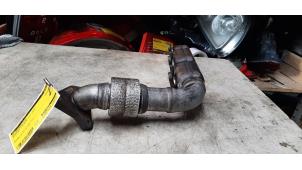 Gebruikte Uitlaatspruitstuk Mercedes C (W204) 3.0 C-350 CDI V6 24V Prijs € 76,23 Inclusief btw aangeboden door Autosloperij de Turk