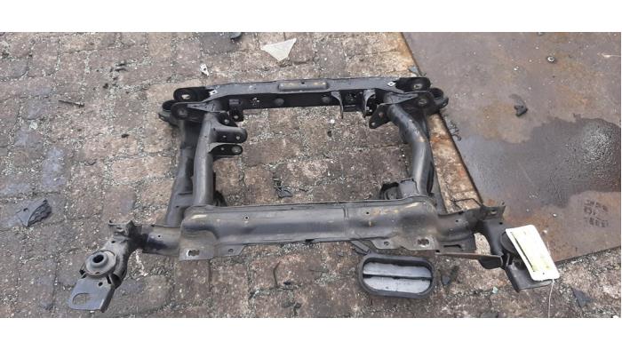 Gebruikte Subframe Mercedes R (W251) 3.0 320 CDI 24V 4-Matic Prijs € 108,90 Inclusief btw aangeboden door Autosloperij de Turk