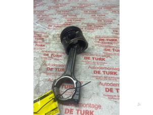 Gebruikte Zuiger Fiat Doblo Cargo (263) 1.3 D Multijet Prijs € 70,18 Inclusief btw aangeboden door Autosloperij de Turk