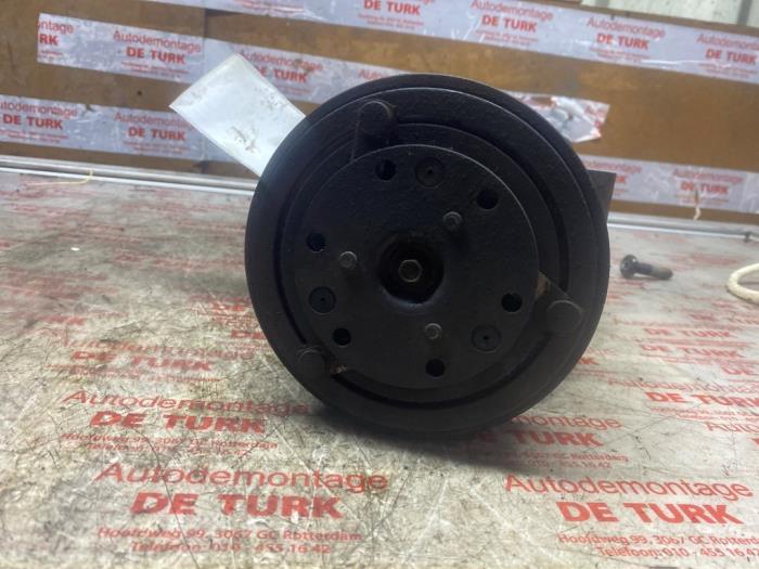 Gebruikte Aircopomp Ford Transit 2.0 TDdi 16V 260S Prijs € 76,23 Inclusief btw aangeboden door Autosloperij de Turk