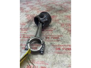 Gebruikte Zuiger Opel Corsa D 1.3 CDTi 16V ecoFLEX Prijs € 26,62 Inclusief btw aangeboden door Autosloperij de Turk