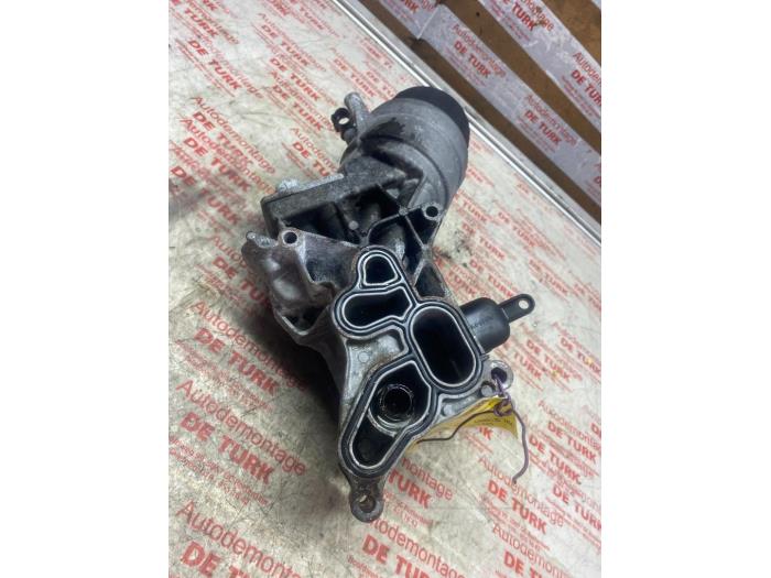 Gebruikte Oliefilterhuis Opel Corsa D 1.3 CDTi 16V ecoFLEX Prijs € 54,45 Inclusief btw aangeboden door Autosloperij de Turk