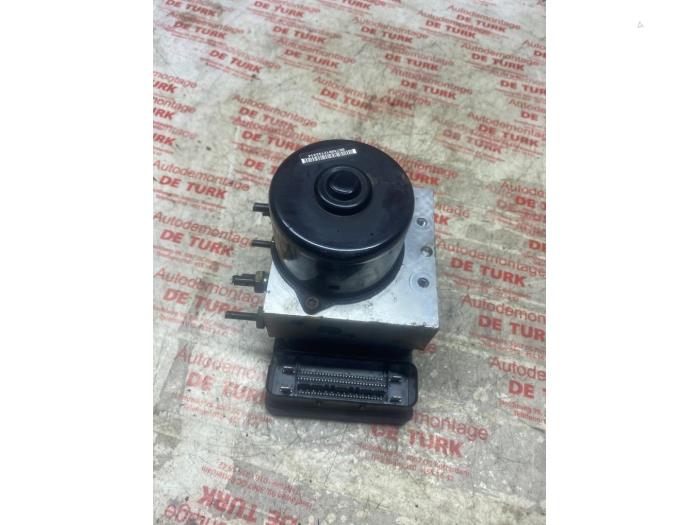 Gebruikte ABS Pomp Ford Focus 1 Wagon 1.6 16V Prijs € 43,56 Inclusief btw aangeboden door Autosloperij de Turk