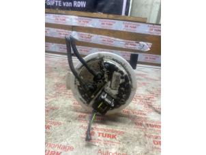 Gebruikte Benzinepomp Alfa Romeo Giulietta (940) 1.4 TB 16V MultiAir Prijs € 43,56 Inclusief btw aangeboden door Autosloperij de Turk