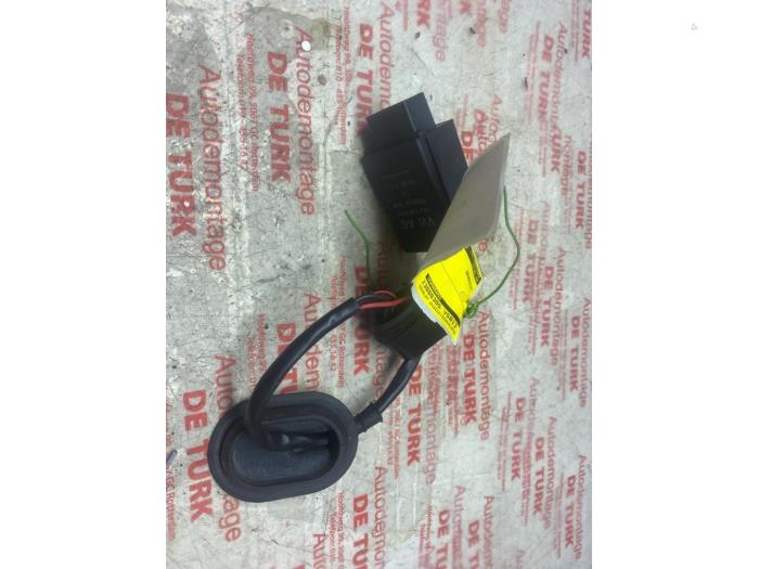 Gebruikte Brandstofpomp module Volkswagen Scirocco (137/13AD) 1.4 TSI 160 16V Prijs € 21,78 Inclusief btw aangeboden door Autosloperij de Turk
