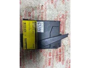 Gebruikte Comfort Module Opel Corsa C (F08/68) 1.2 16V Prijs € 21,78 Inclusief btw aangeboden door Autosloperij de Turk