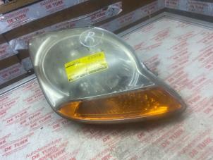 Gebruikte Rechter Koplamp Chevrolet Matiz (M200) 0.8 S,SE Prijs € 87,12 Inclusief btw aangeboden door Autosloperij de Turk