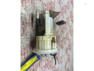 Gebruikte Benzinepomp Hyundai Accent 1.4i 16V Prijs € 32,67 Inclusief btw aangeboden door Autosloperij de Turk