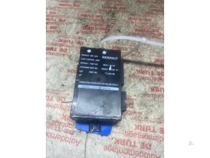 Gebruikte Computer Diversen Renault Megane III CC (EZ) 1.4 16V TCe 130 Prijs € 98,01 Inclusief btw aangeboden door Autosloperij de Turk