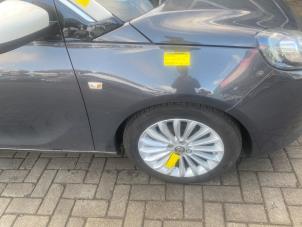 Gebruikte Voorscherm rechts Opel Adam 1.2 16V Prijs € 150,00 Margeregeling aangeboden door Autosloperij de Turk