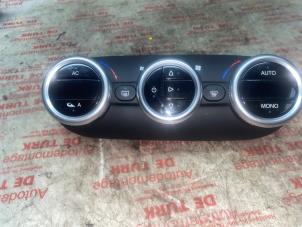 Gebruikte Kachel Bedieningspaneel Alfa Romeo Giulietta (940) 1.4 TB 16V MultiAir Prijs € 76,23 Inclusief btw aangeboden door Autosloperij de Turk