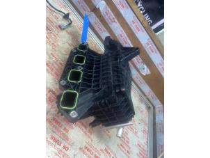 Gebruikte Inlaatspruitstuk Volkswagen Golf VI (5K1) 1.4 TSI 122 16V Prijs € 76,23 Inclusief btw aangeboden door Autosloperij de Turk