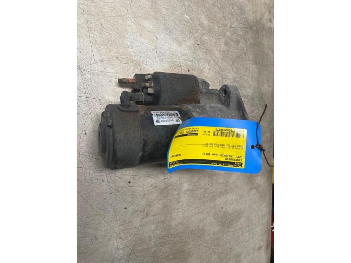 Startmotor van een Opel Insignia Sports Tourer 2.0 CDTI 16V 130 ecoFLEX 2011