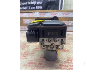 Gebruikte ABS Pomp Mercedes E (W211) 3.0 E-280 CDI 24V Prijs € 108,90 Inclusief btw aangeboden door Autosloperij de Turk