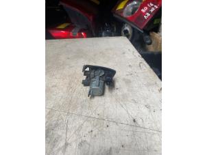 Gebruikte Contactslot + computer Mercedes C (W204) 1.8 C-180 CGI 16V Prijs € 304,92 Inclusief btw aangeboden door Autosloperij de Turk